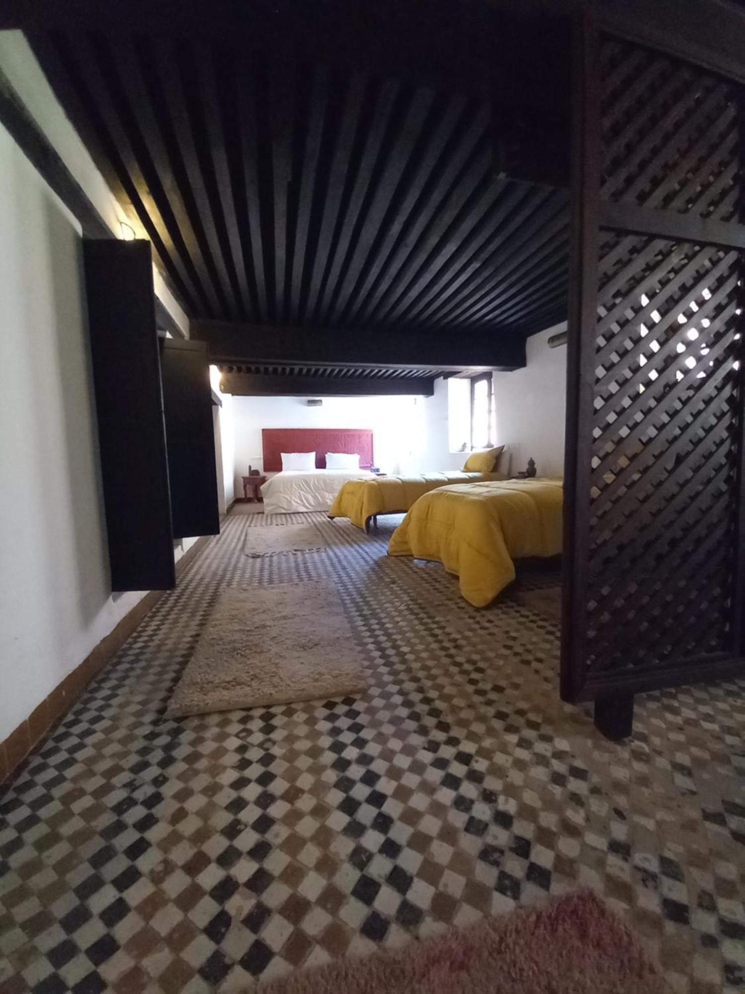 Palais Alfirdaous Medina Hotel Фес Стая снимка