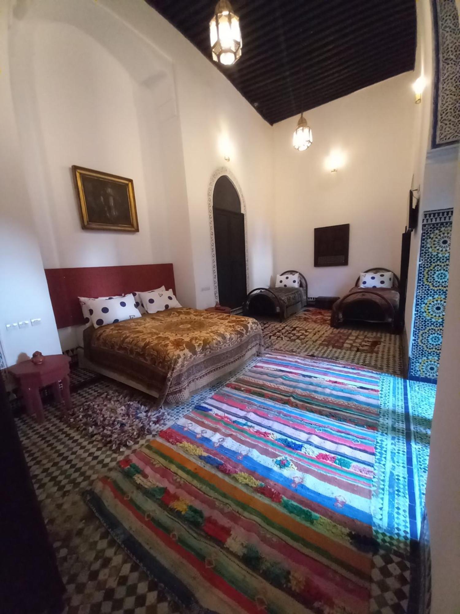 Palais Alfirdaous Medina Hotel Фес Стая снимка